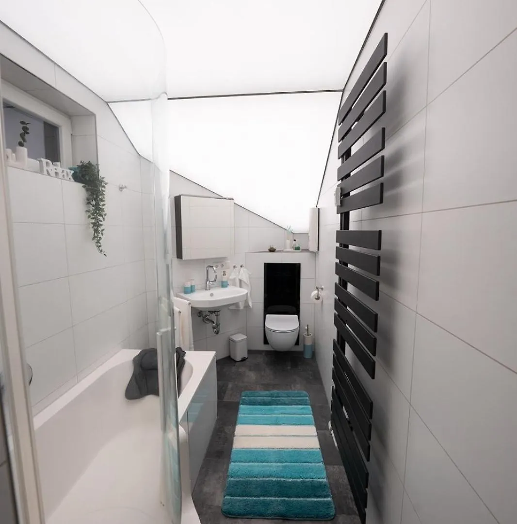 Ring48 City Living - Modernes Wohnen Mit Wohlfuehlambiente Mitten Im Stadtzentrum - Vollausgestattete Kueche, Bad Mit Duschbadewanne, Parkplatz Bayreuth