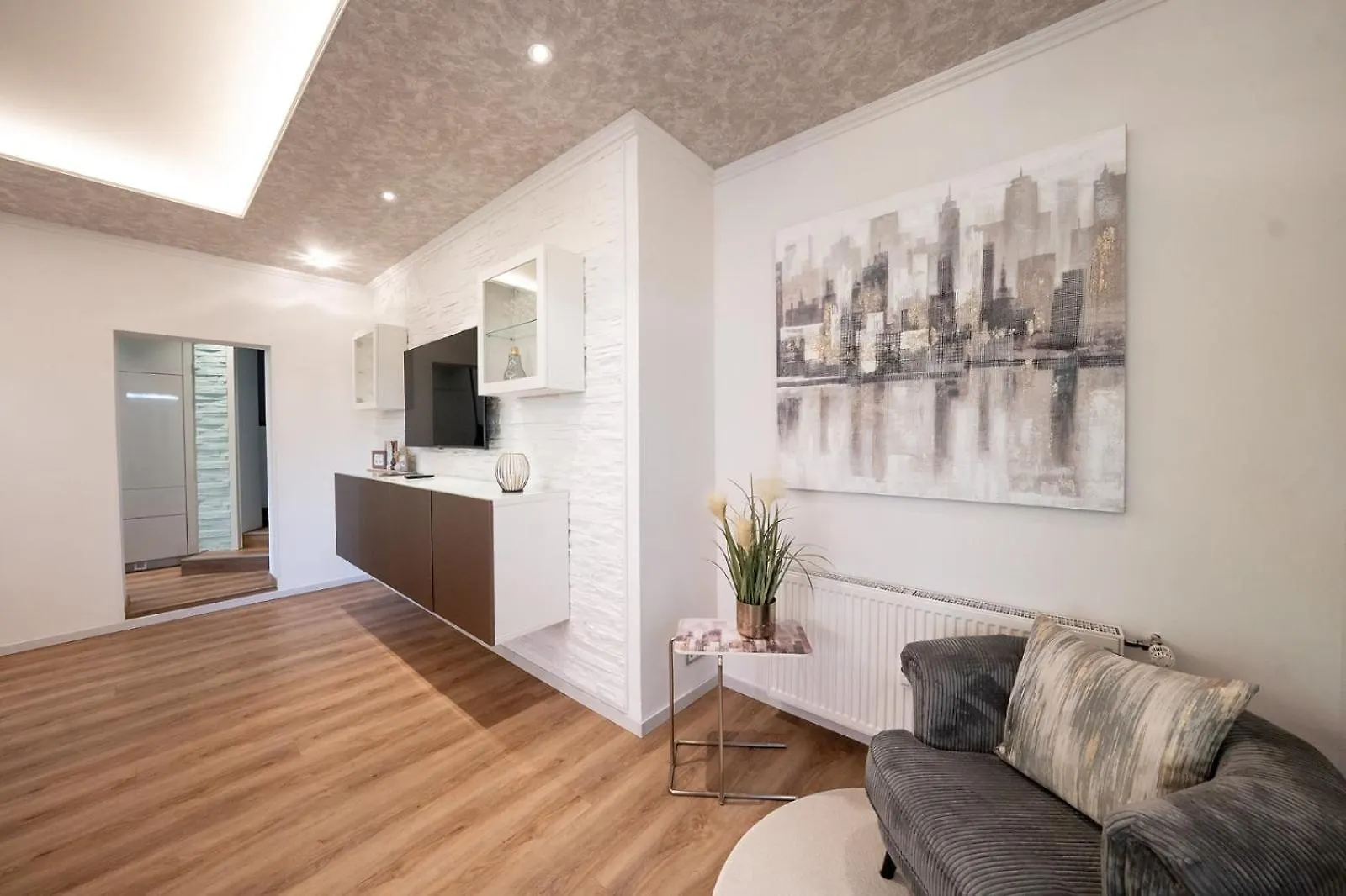 Apartment Ring48 City Living - Modernes Wohnen Mit Wohlfuehlambiente Mitten Im Stadtzentrum - Vollausgestattete Kueche, Bad Mit Duschbadewanne, Parkplatz Bayreuth